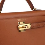 Hermes Kelly Sellier 20 Gold Madame and Matte Alligator Touch Gold Hardware - Image 7