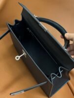 Hermes Kelly 25-28 custom calfskin - Image 9