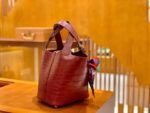Hermes Piction Basket Bag - Persimmon Red - First Grade Nile Crocodile Skin - Matte Finish - Hand-stitched Velvet Thread - Gold Buckles - 18cm - Image 3