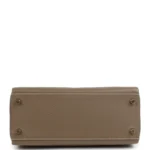 Hermes Kelly Retourne 28 Etoupe Clemence Gold Hardware - Image 6