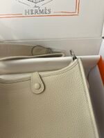Hermes Evelyn 𝖬𝗂𝗇𝗂 17 Palladium Hardware -Top master - Image 6