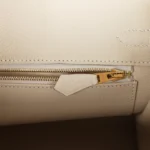 Hermes Birkin 25 Craie Togo Gold Hardware - Image 9