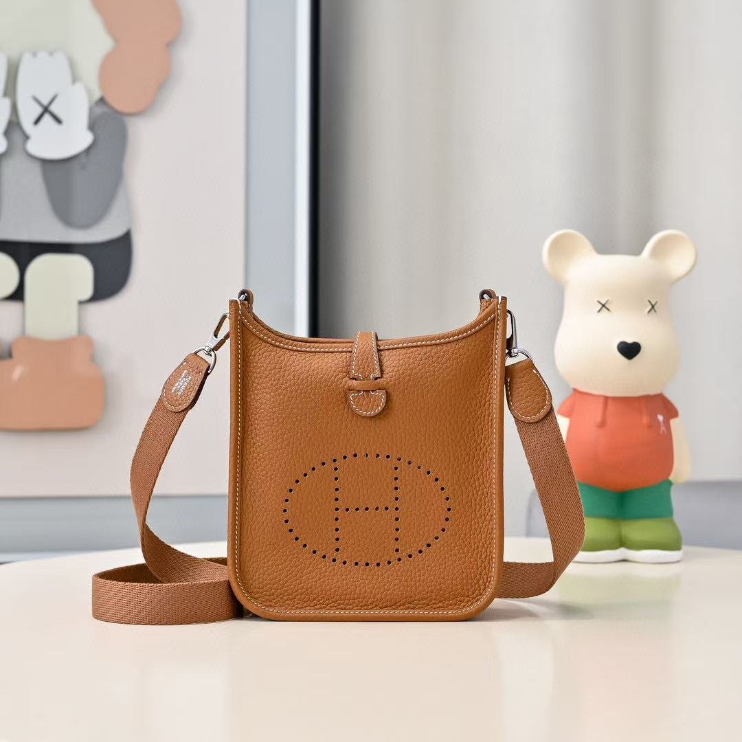 863E325E-985B-173C-4FA1-CED17E11335D.jpg Hermes Evelyn 16-29 Custom-made - Image 1