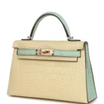 Hermes Special Order (HSS) Kelly Sellier 20 Vanille and Vert D'Eau Matte Alligator Permabrass Hardware - Image 5