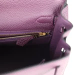 Hermes Kelly Retourne 25 Cassis Togo Gold Hardware - Image 9