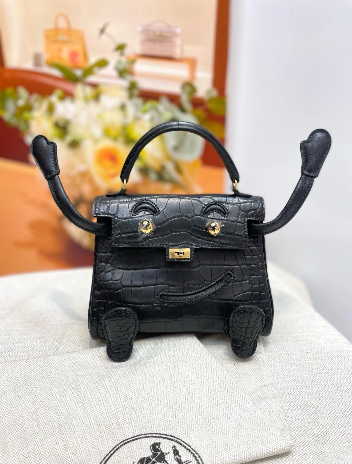 9F791059-5880-29FA-05F7-238155F4C621.jpg Hermès Kellly doll bag Gold buckle crocodile leather custom - Image 1