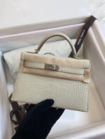 Herm&egrave;s Kelly II 19cm Glacier White American crocodile leather - Image 5