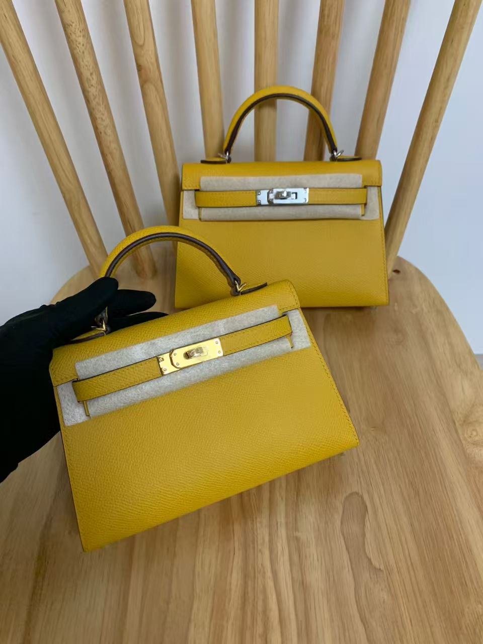 AF64E052-F024-3749-EC34-6C82D8279065.jpg Hermes Kelly2 Mini 19 Custom-made - Image 1