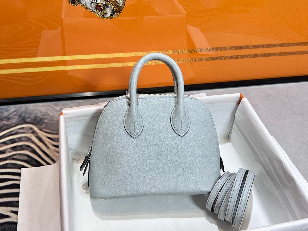 B2365D3D-468B-482B-4D71-76EFEE0D244C.jpg Hermes Bolide Mini Epsom 19cm Custom-made - Image 1