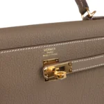 Hermes Kelly Retourne 25 Etoupe Togo Gold Hardware - Image 7
