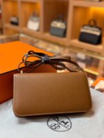 Hermes Constance elan CC37 gold brown with gold buckle, epoxied leather K engraving - Image 3