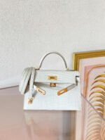 Herm&egrave;s kelly mini 2 generation glacier white matte crocodile skin - Image 4