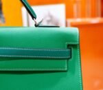 Hermes Kelly bamboo green with silk velvet green Epsom fully hand-sewn matte silver buckle 40cm - Image 6