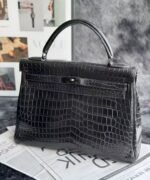 Hermes kelly 28-32cm Nile crocodile, matte black color, black buckle - Image 2