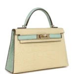Hermes Special Order (HSS) Kelly Sellier 20 Vanille and Vert D'Eau Matte Alligator Permabrass Hardware - Image 2