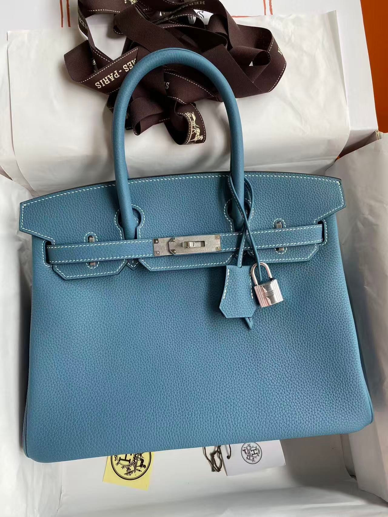 D0A20FD7-5509-E4D2-56A2-7933CC80CC2C.jpg Hermes Birkin 25, denim blue Togo customization - Image 1