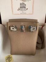 Herm&egrave;s chest bag customize - Image 5