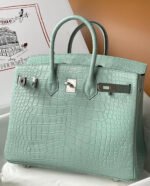 Herm&egrave;s Birkin 25-30 mint green matte crocodile leather - Image 2