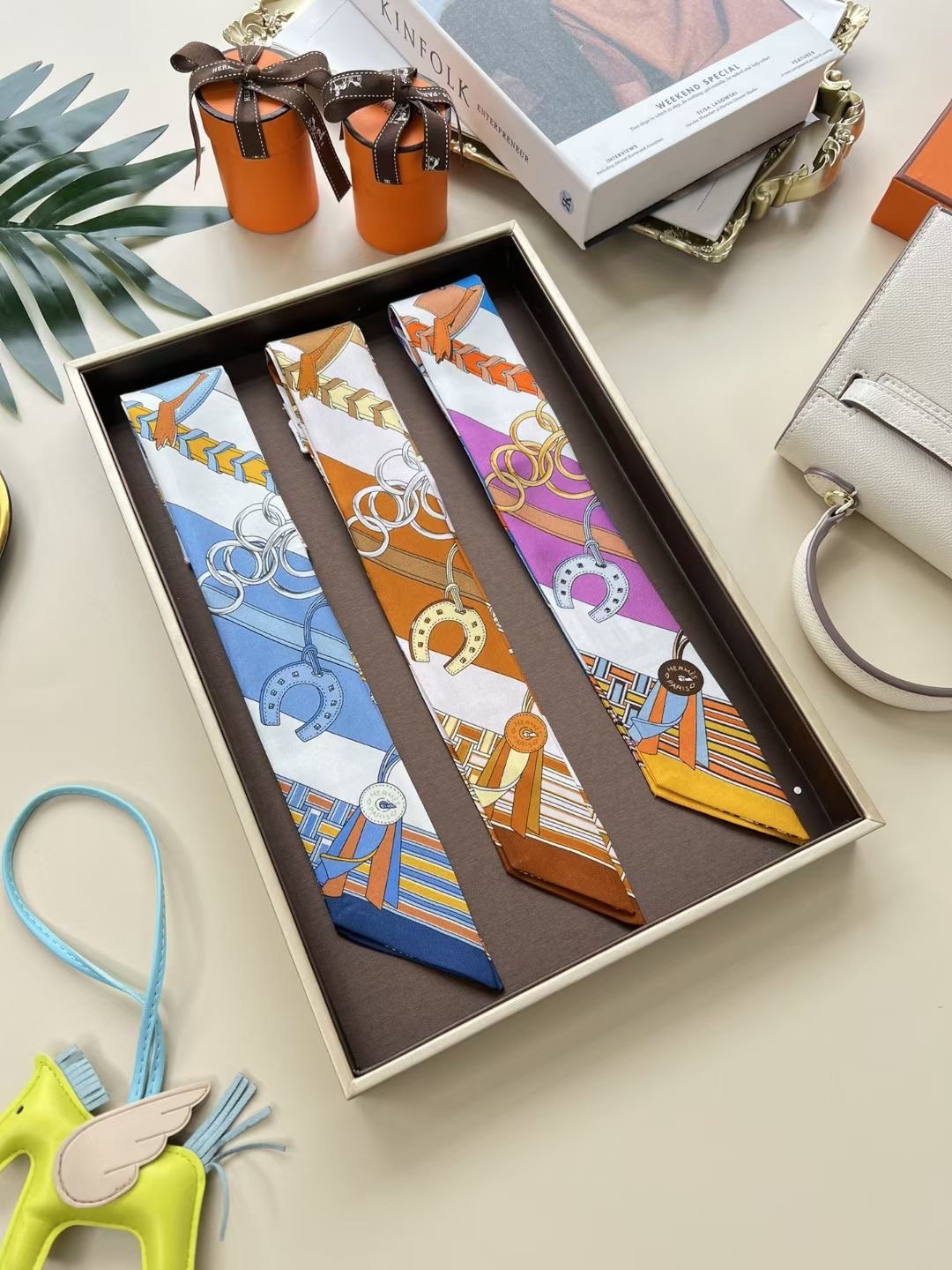 E6170DE1-955B-18BC-FEA7-F4FAB7501B89.jpg Hermes Scarves - Image 1