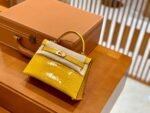 Hermes Kelly2 Mini 19 crocodile skin - Image 2