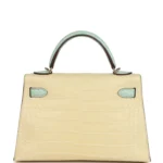 Hermes Special Order (HSS) Kelly Sellier 20 Vanille and Vert D'Eau Matte Alligator Permabrass Hardware - Image 4
